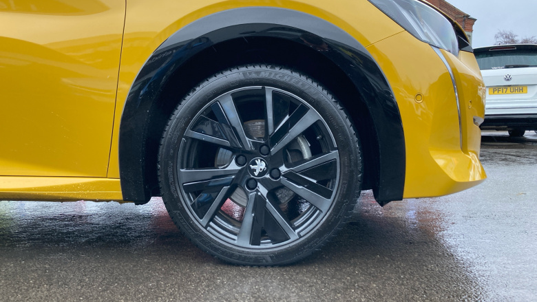 Peugeot 208 1.2 PureTech 100 GT 5dr Petrol Hatchback